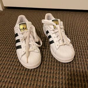 Adidas Superstar Sneakers
